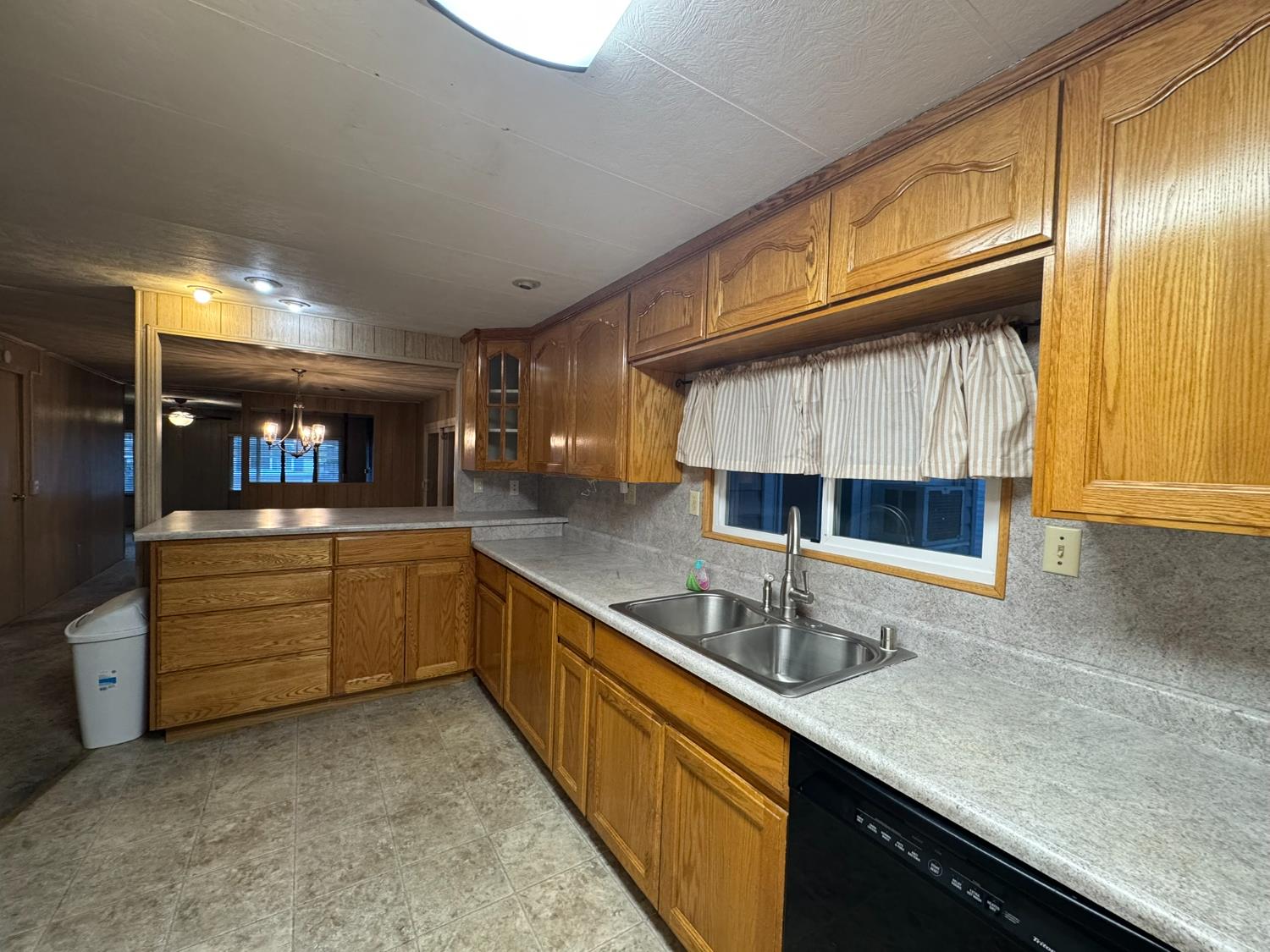 1830 E Yosemite #128, Manteca, CA 95336