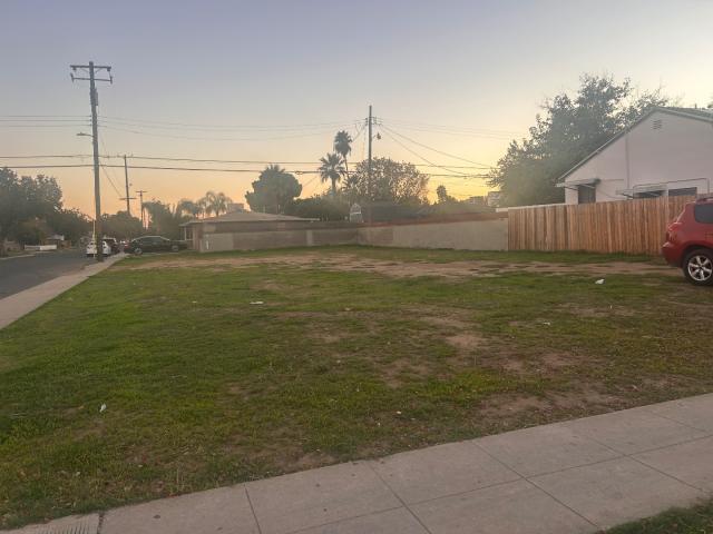 1442 E Shields Ave, Fresno, CA 93704