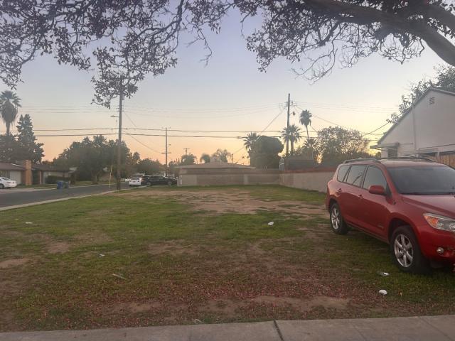 1442 E Shields Ave, Fresno, CA 93704