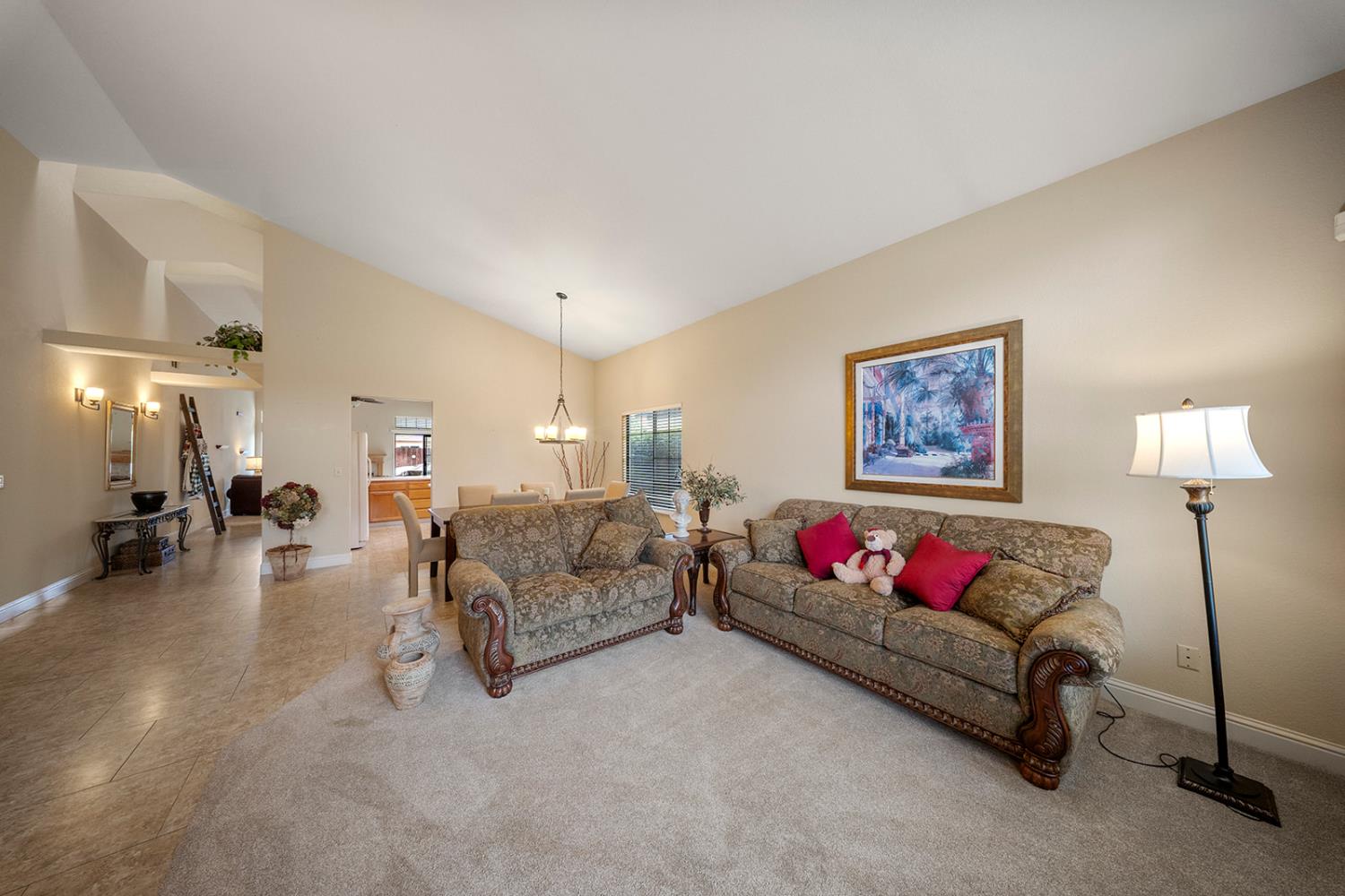 1837 Brookside Dr, Manteca, CA 95336