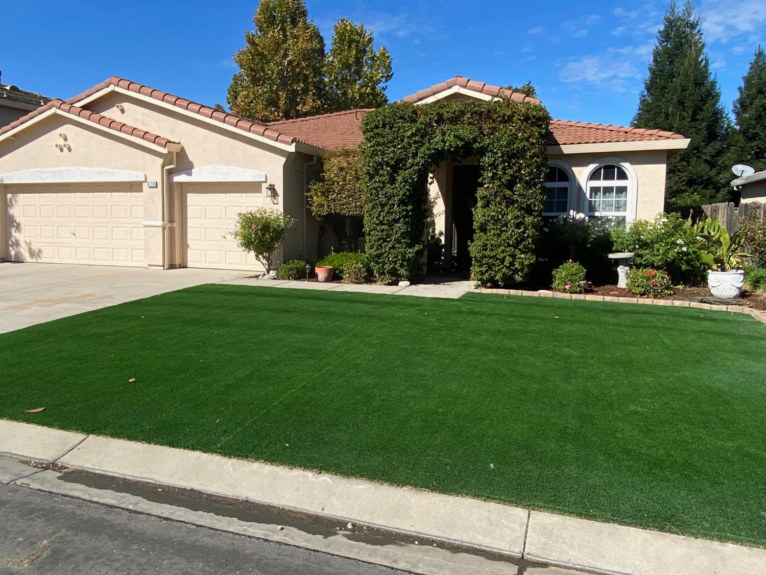 9720 Heatherhearst Dr