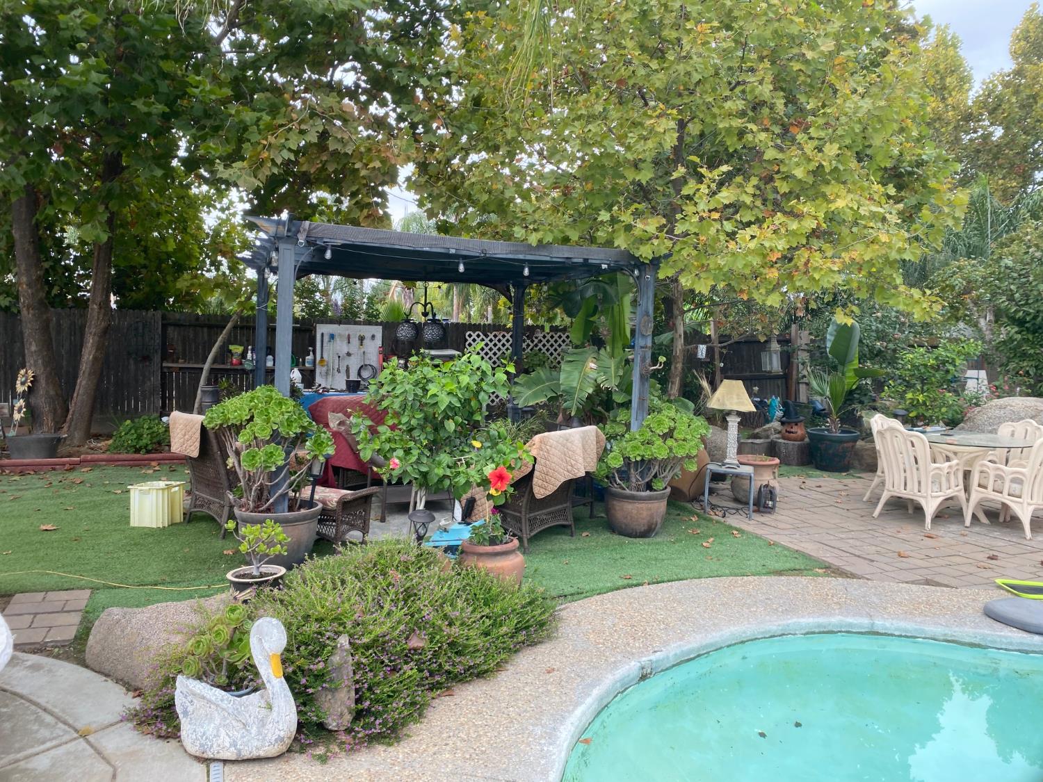 9720 Heatherhearst Dr, Chowchilla, CA 93610