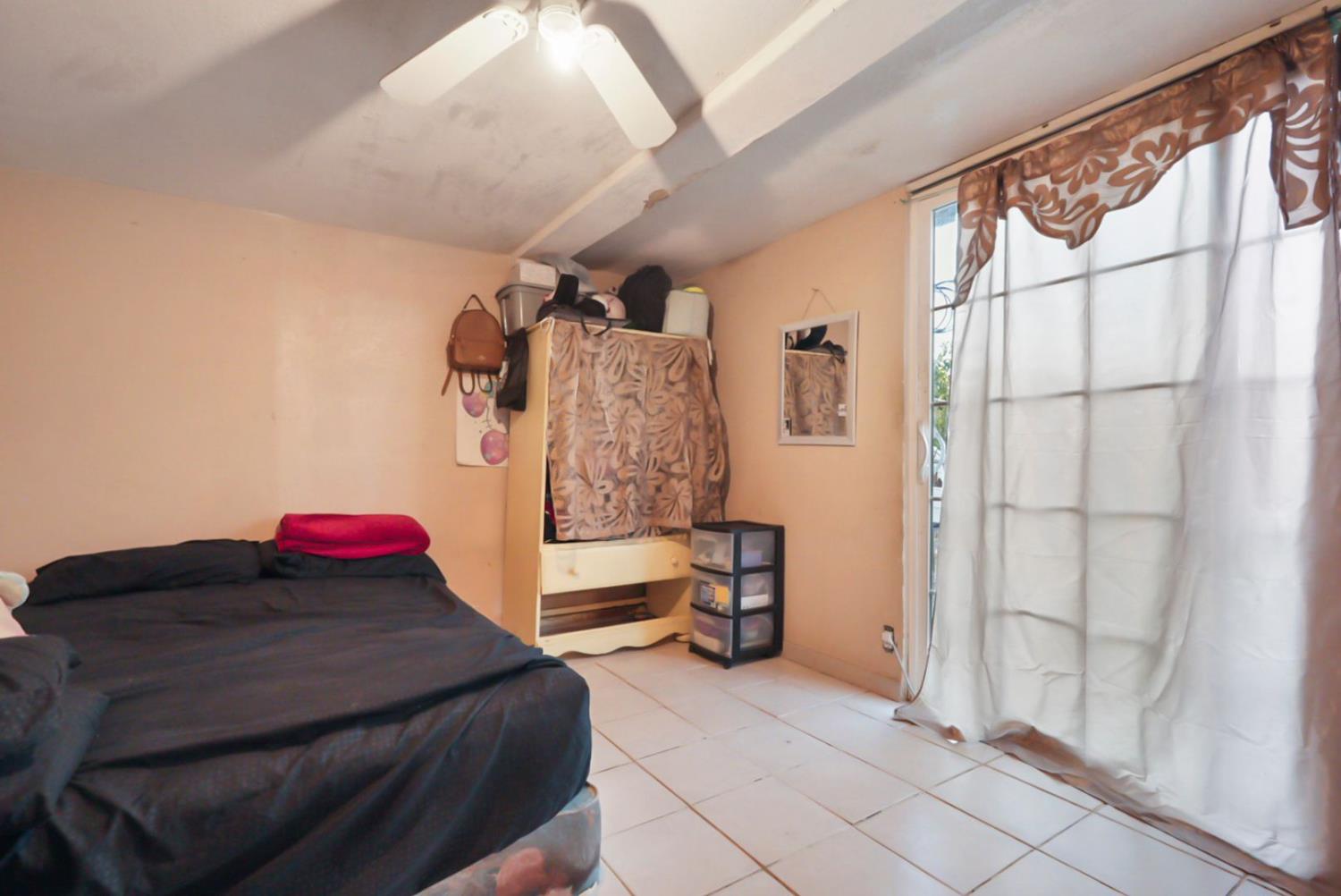 2012 2nd St, Hughson, CA 95326