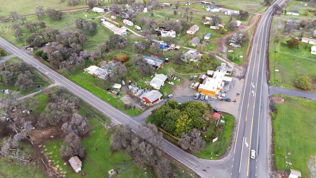 2675 State Highway 140, Catheys Valley, CA 95306