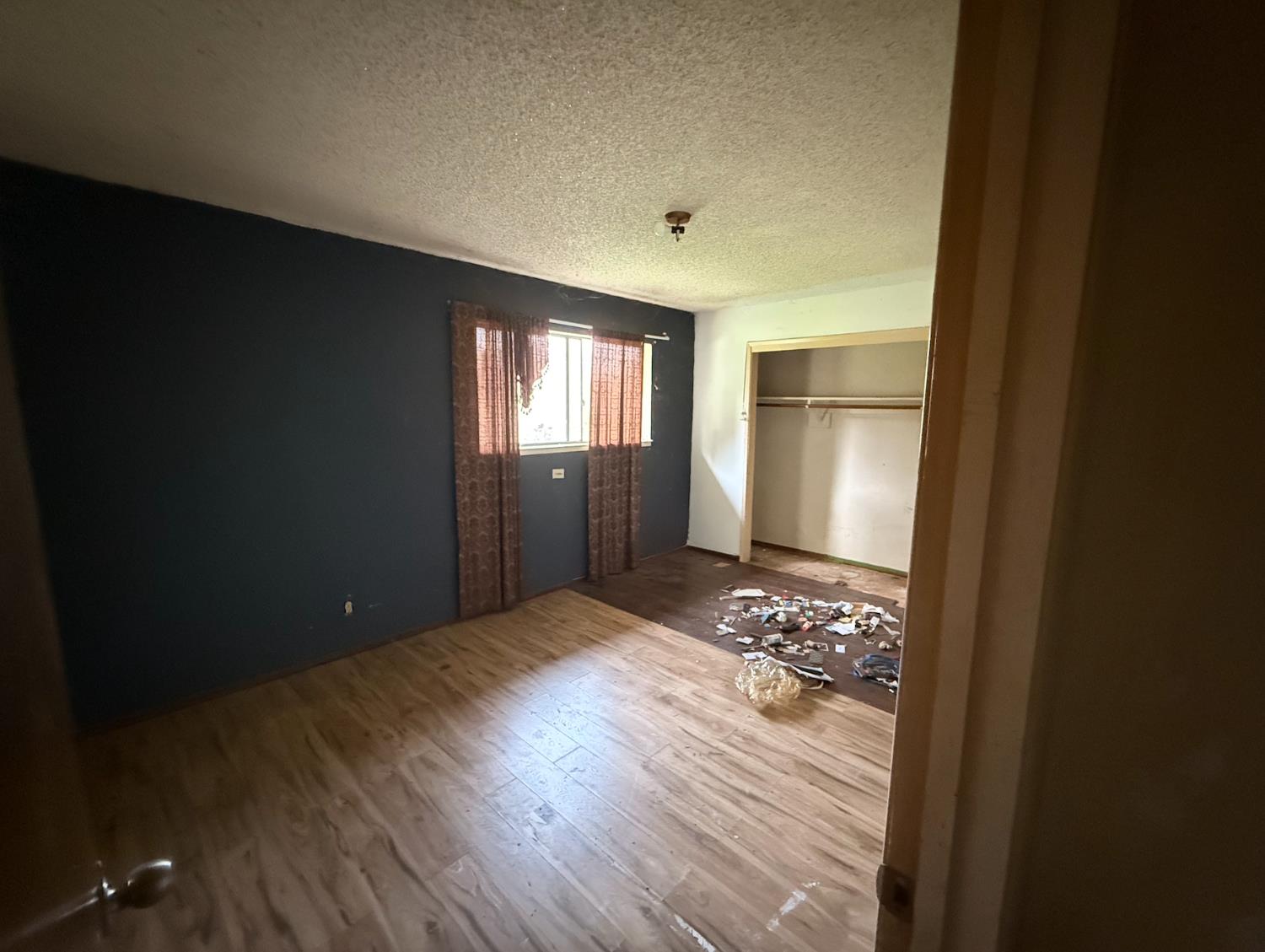 218 N Eucalyptus Ave, Waterford, CA 95386