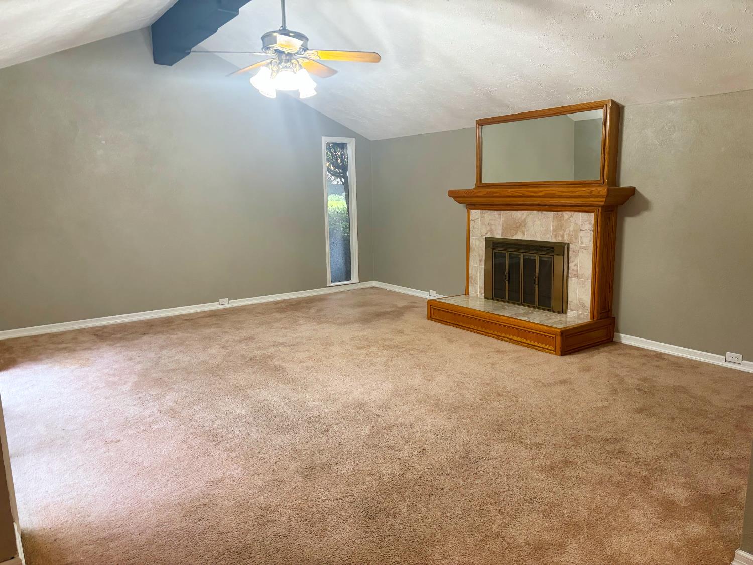 617 Edgebrook Ct, Modesto, CA 95354