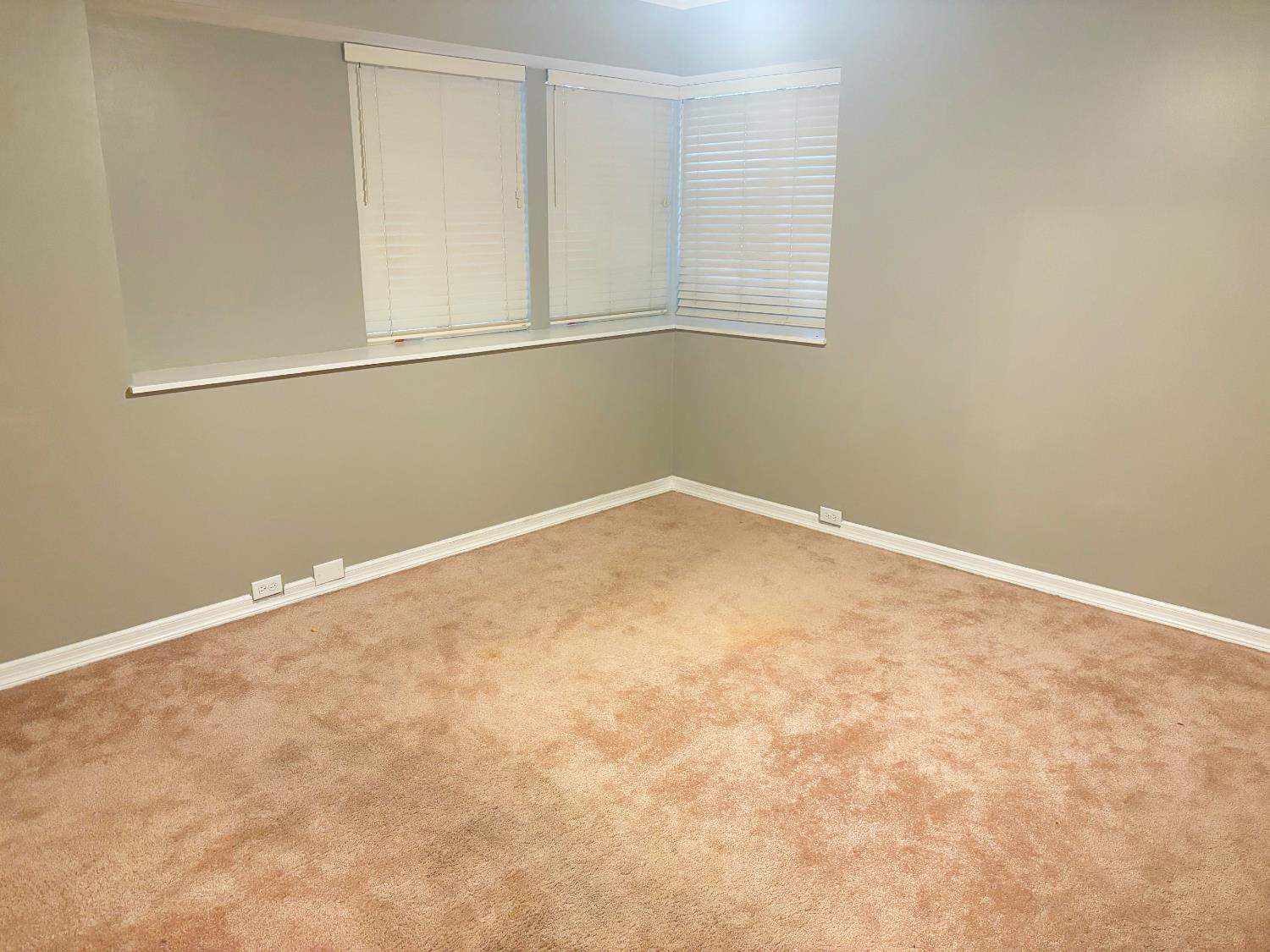 617 Edgebrook Ct, Modesto, CA 95354