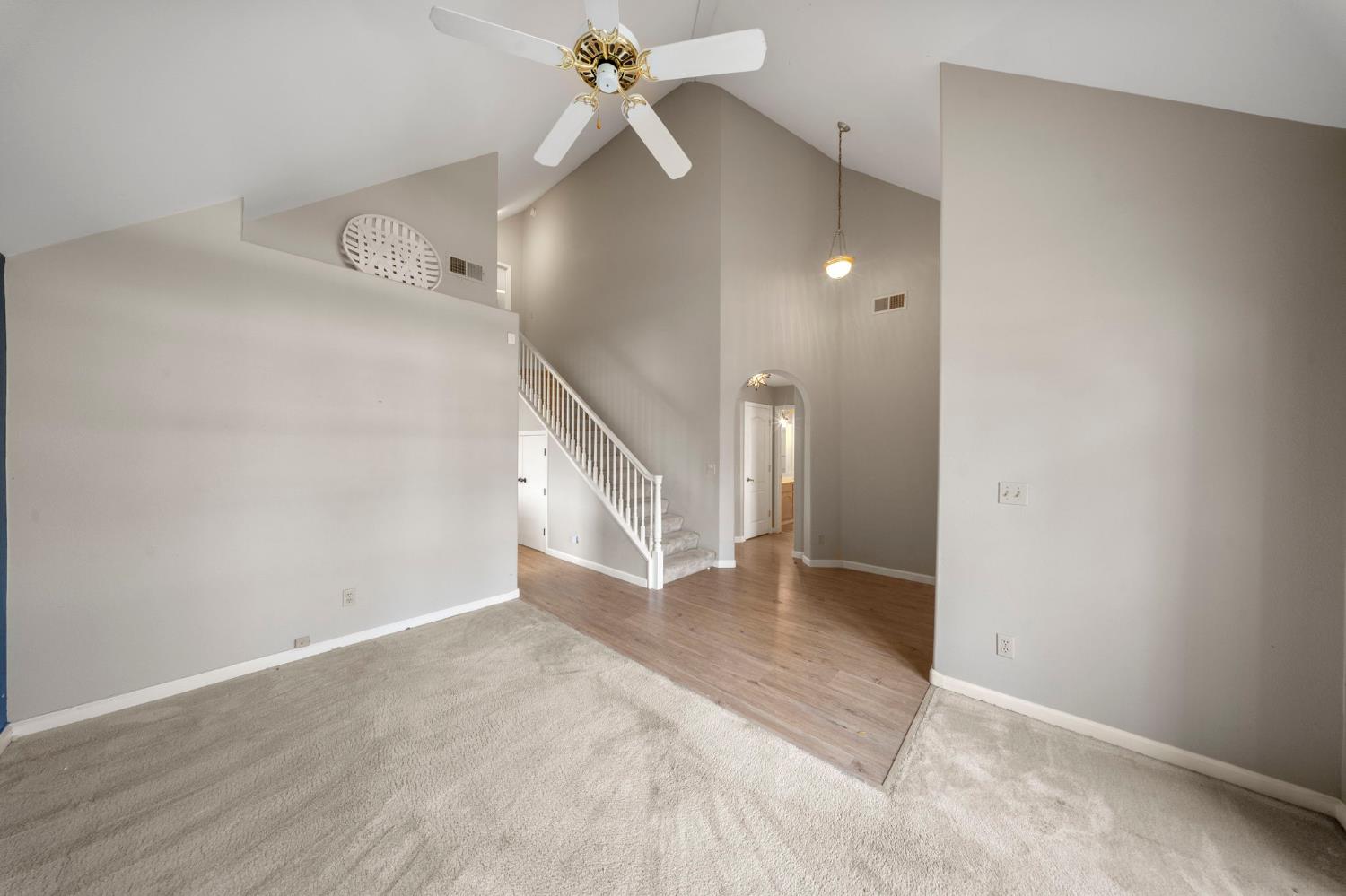 1128 Valencia Ct, Modesto, CA 95350