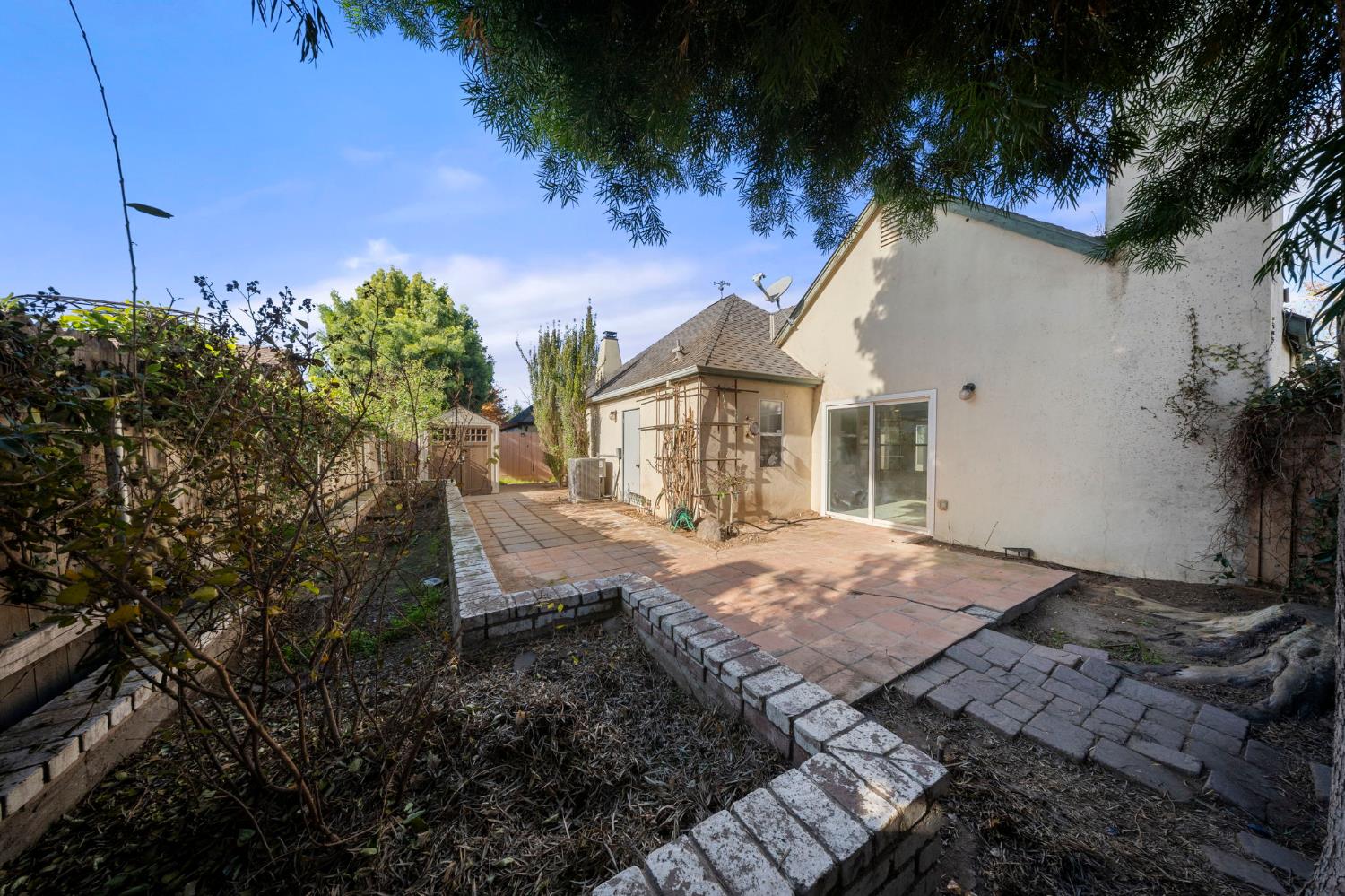 1128 Valencia Ct, Modesto, CA 95350