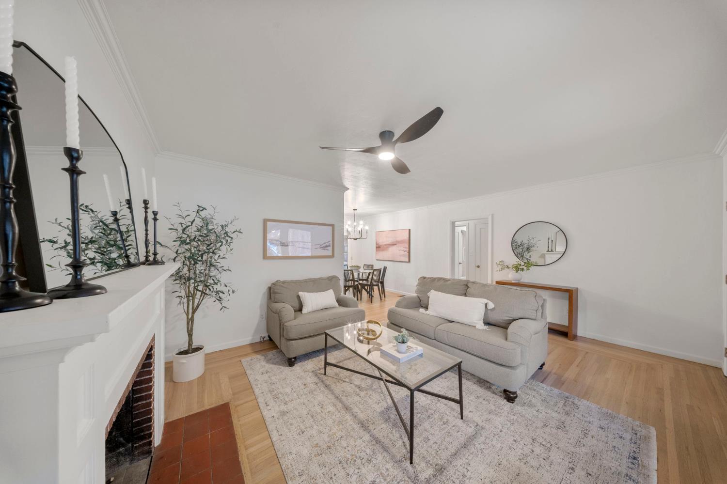 709 Enslen Ave, Modesto, CA 95354