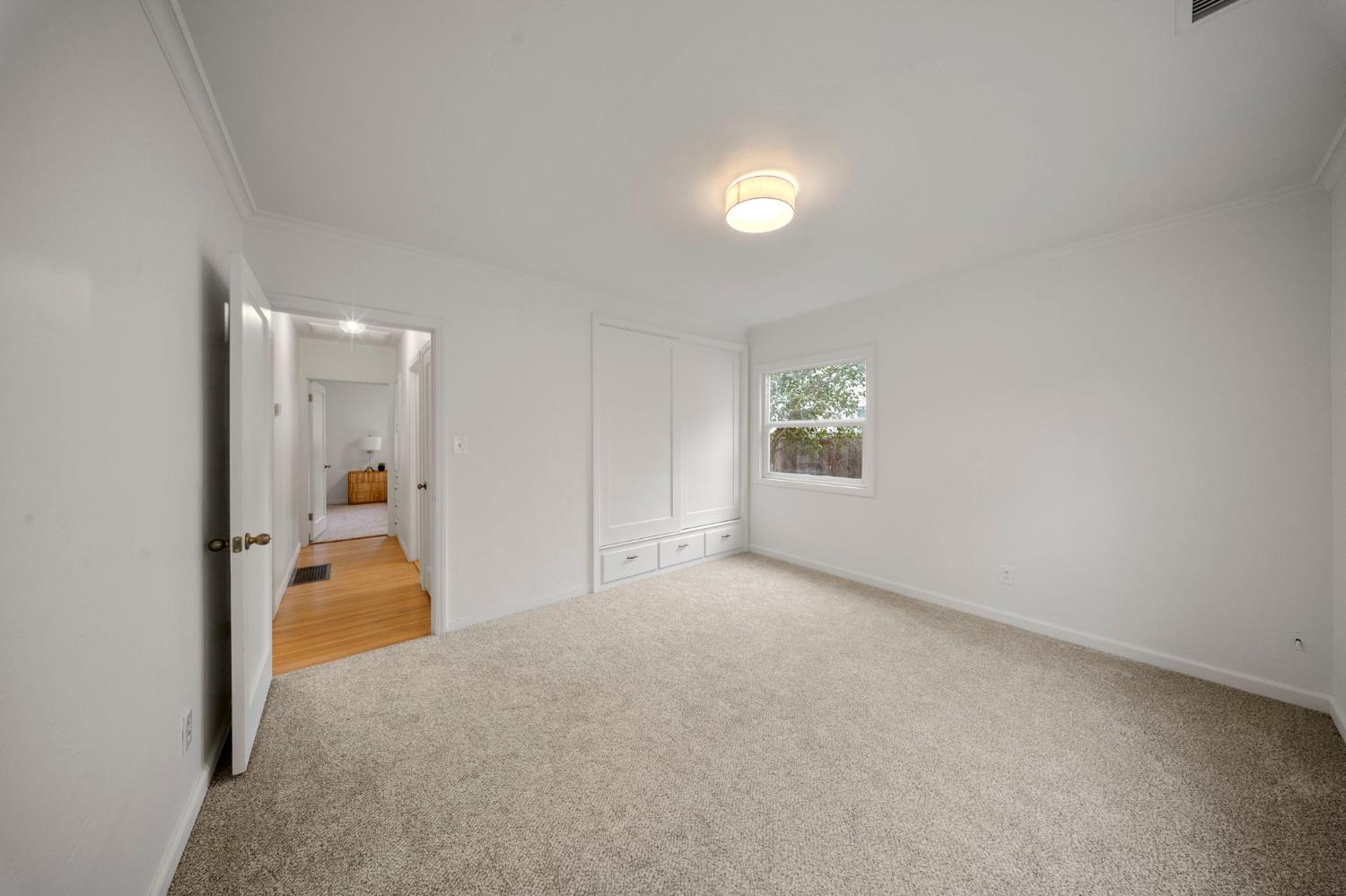 709 Enslen Ave, Modesto, CA 95354