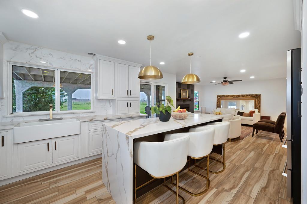 7011 Kemper Rd, Modesto, CA 95357