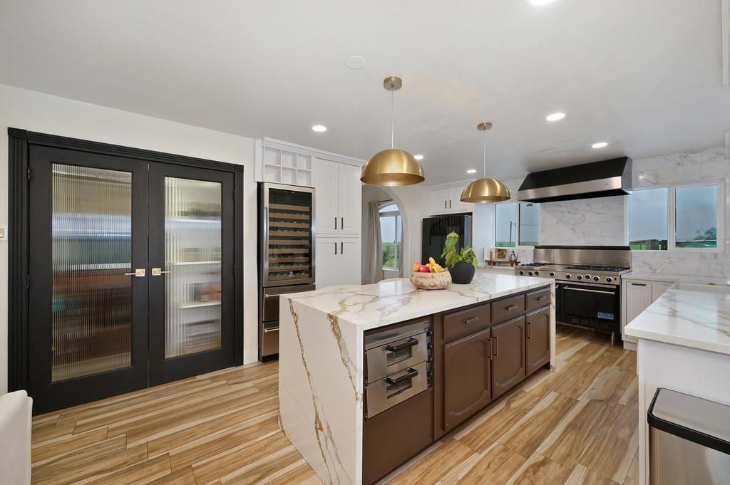 7011 Kemper Rd, Modesto, CA 95357