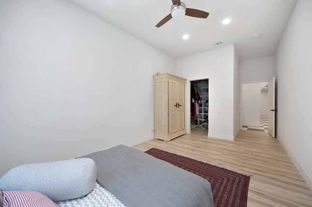 7011 Kemper Rd, Modesto, CA 95357