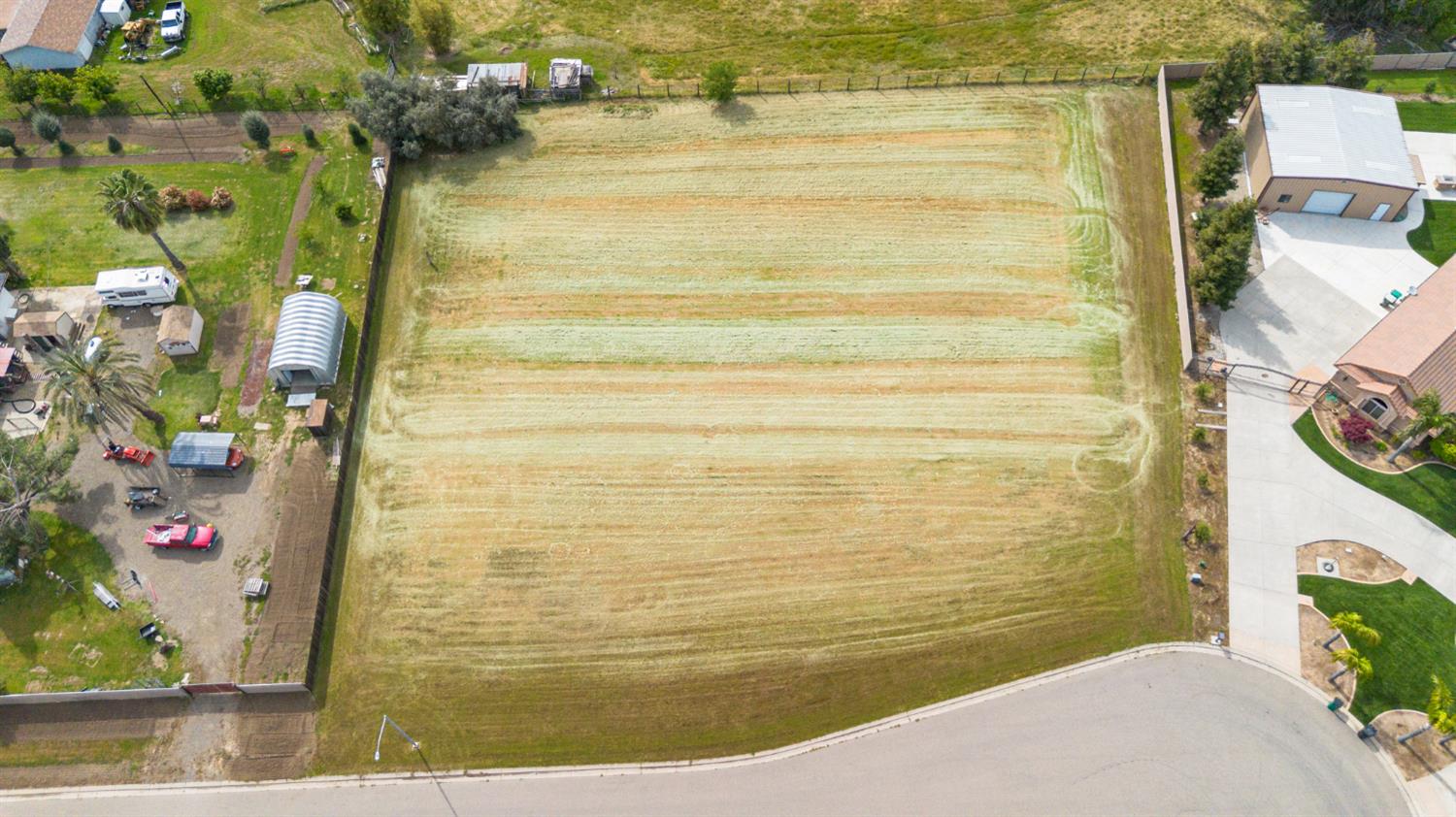 965 N Bryant Ct, Merced, CA 95341