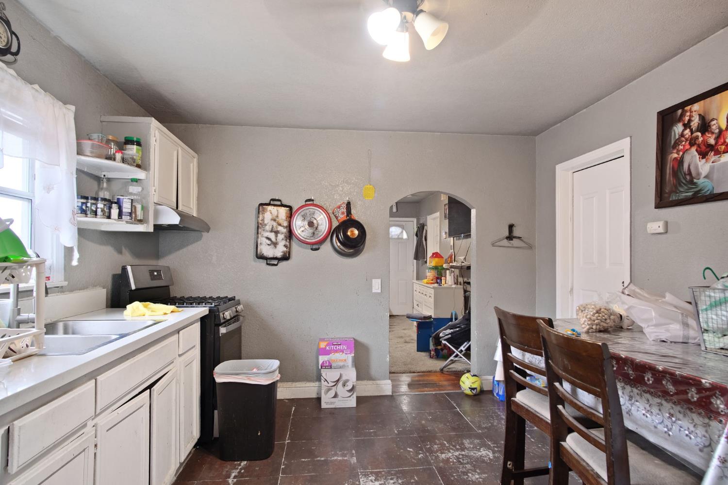 1225 Eugene Ave, Modesto, CA 95351