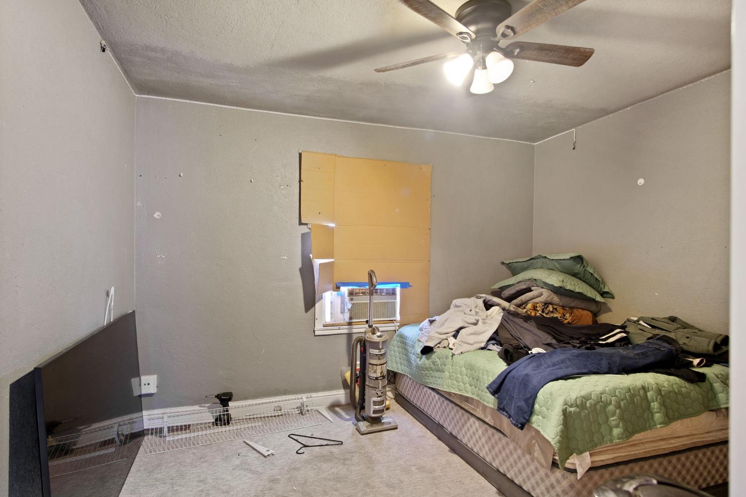 1225 Eugene Ave, Modesto, CA 95351