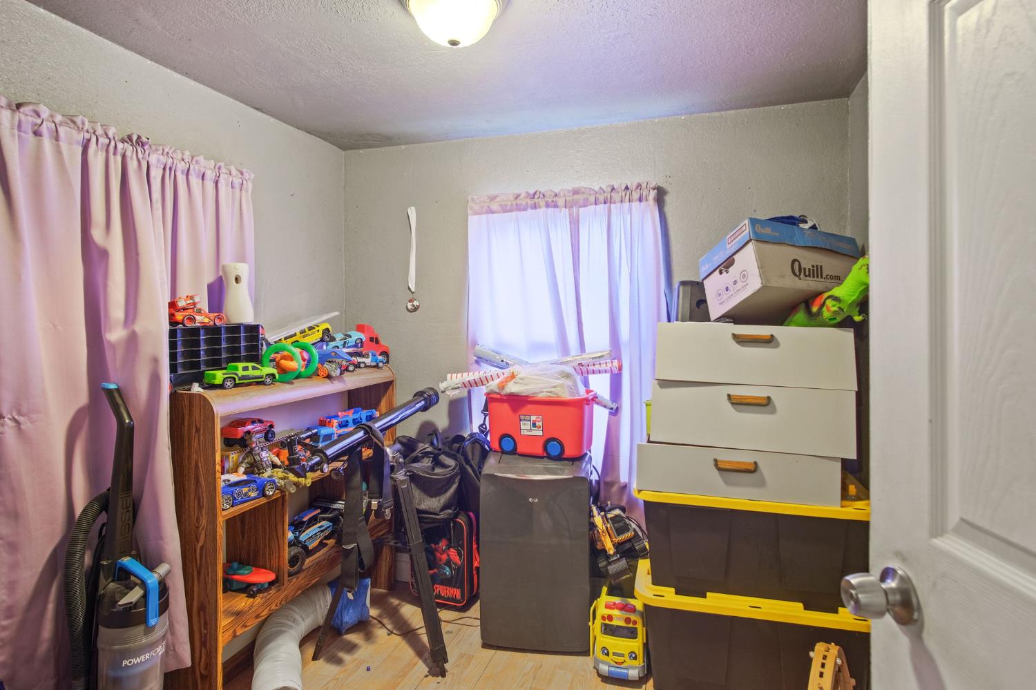 1225 Eugene Ave, Modesto, CA 95351