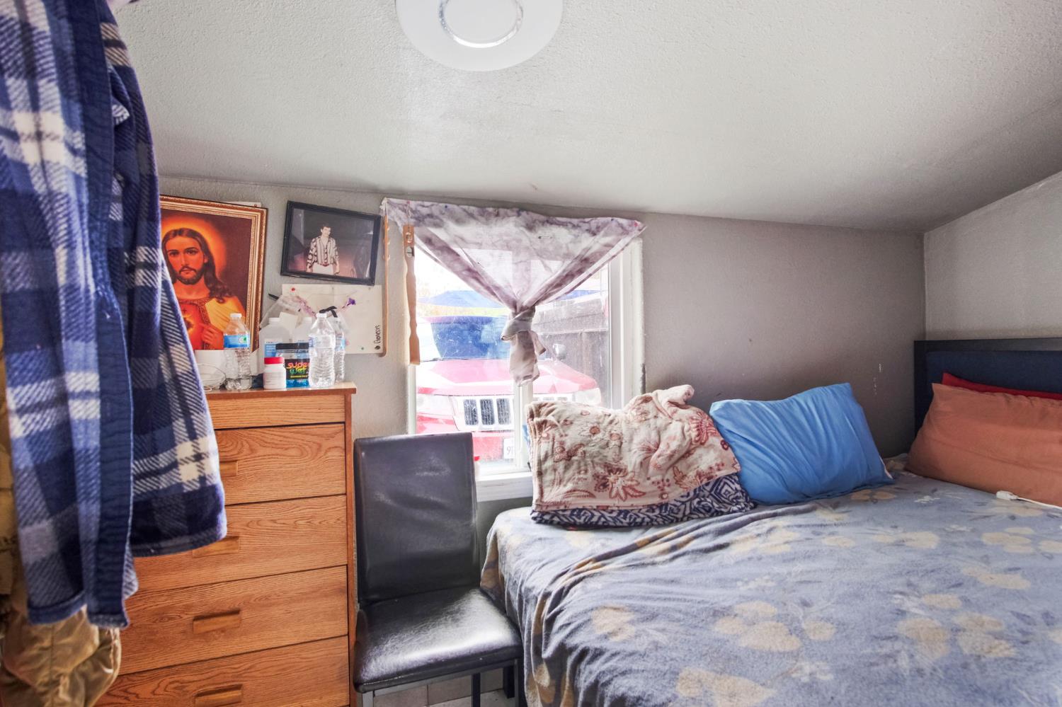 1225 Eugene Ave, Modesto, CA 95351