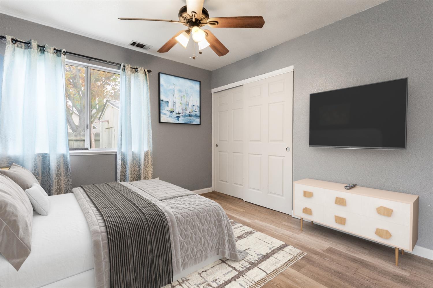 600 Sears Dr, Patterson, CA 95363