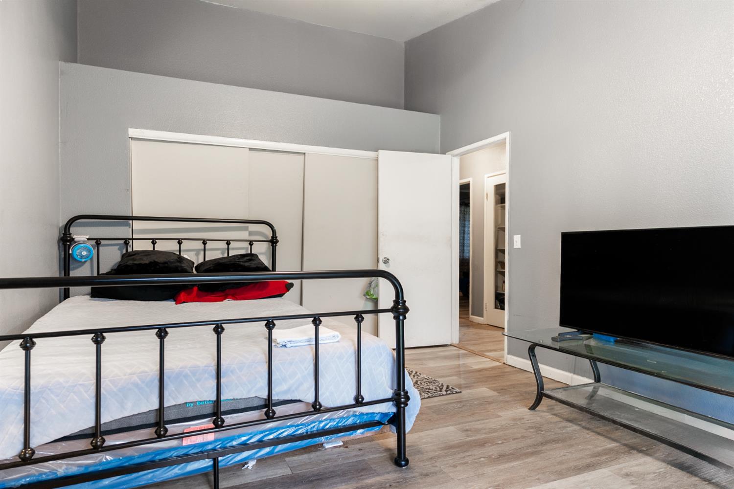 600 Sears Dr, Patterson, CA 95363