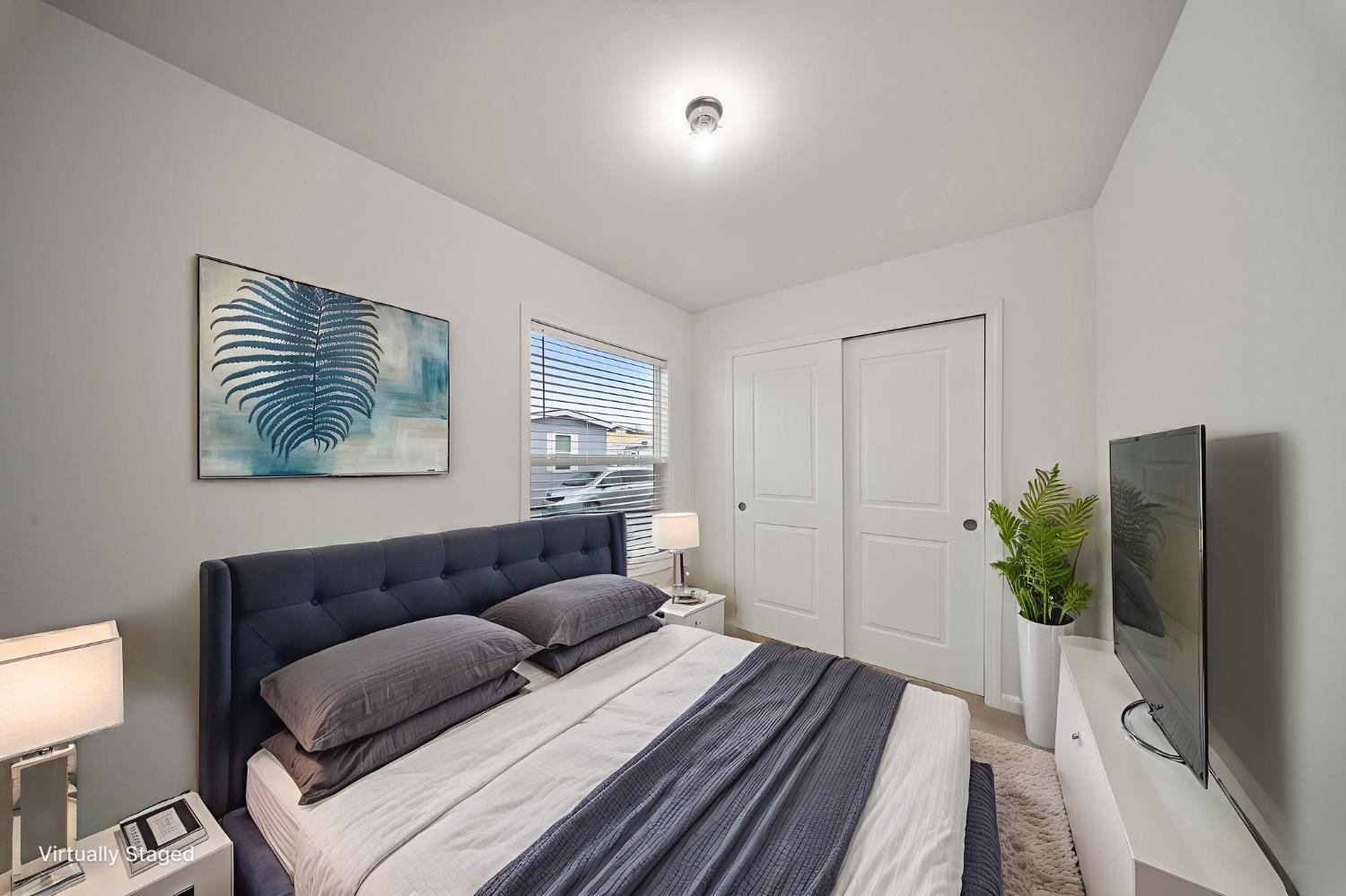 927 E F St #4, Oakdale, CA 95361