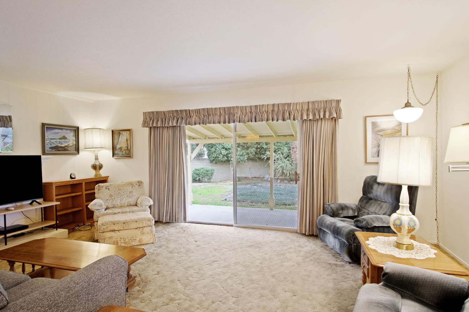 201 Eagle Ct, Modesto, CA 95350