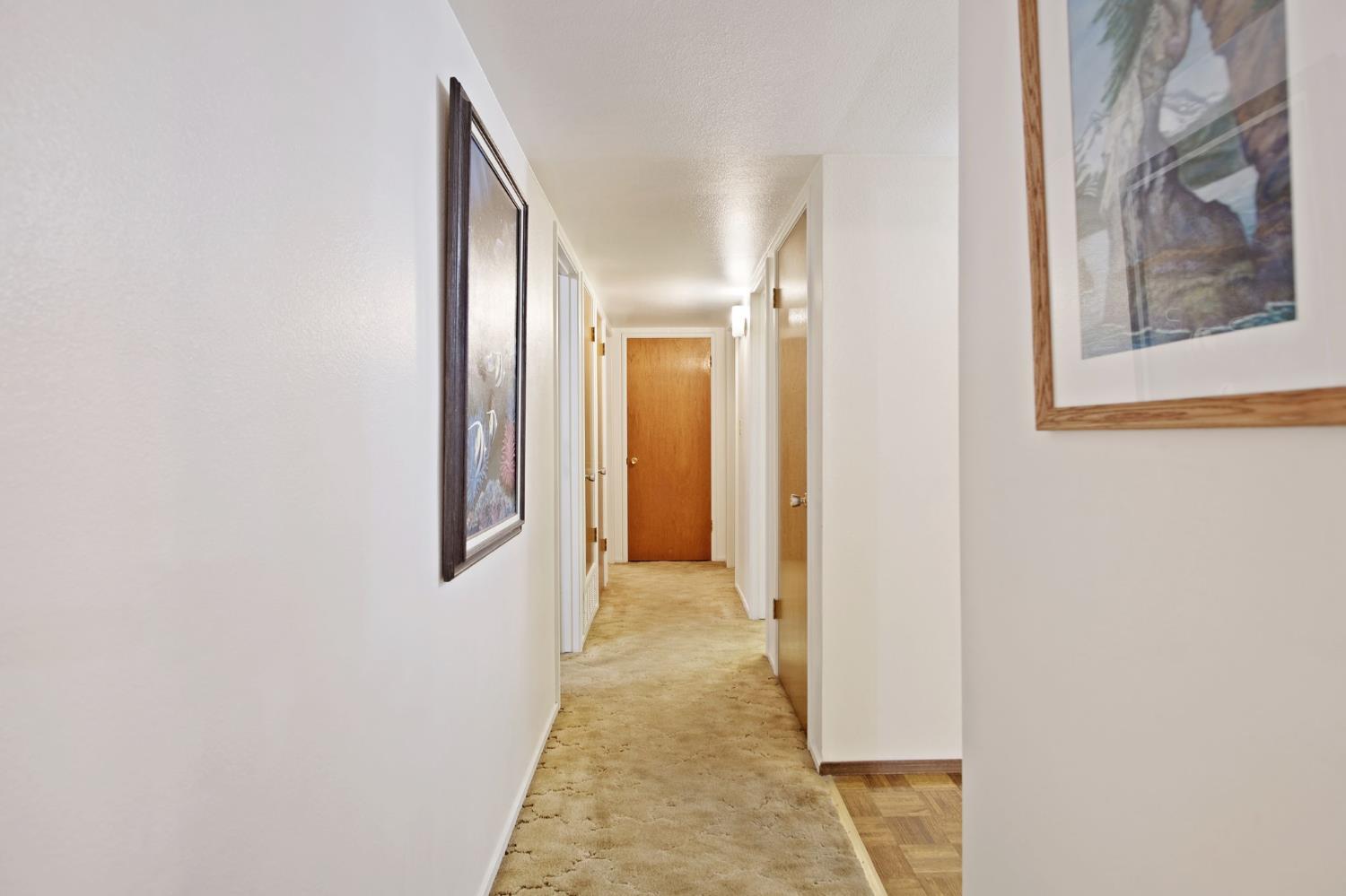 201 Eagle Ct, Modesto, CA 95350