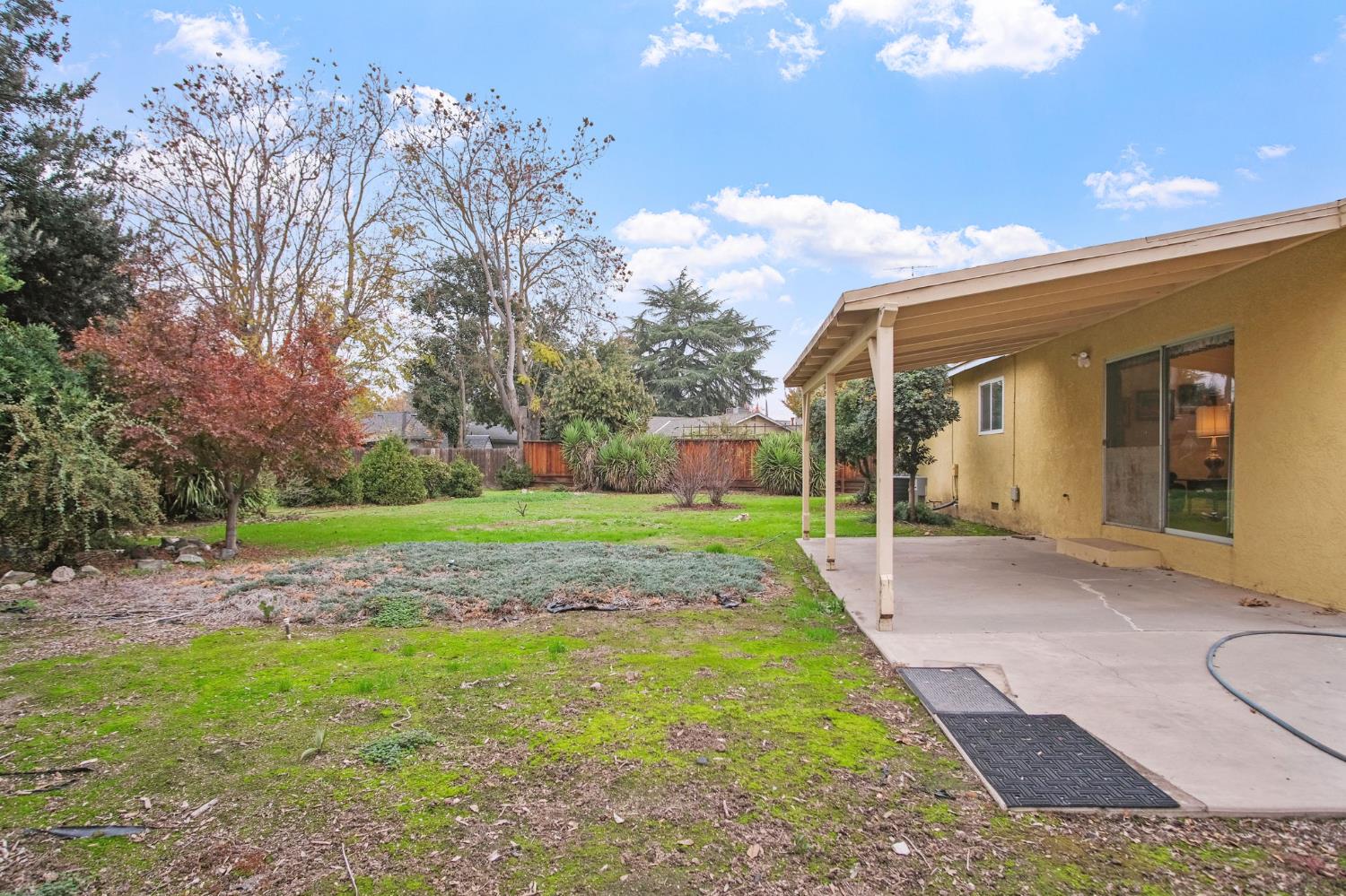 201 Eagle Ct, Modesto, CA 95350