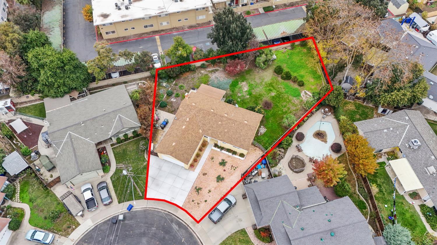 201 Eagle Ct, Modesto, CA 95350