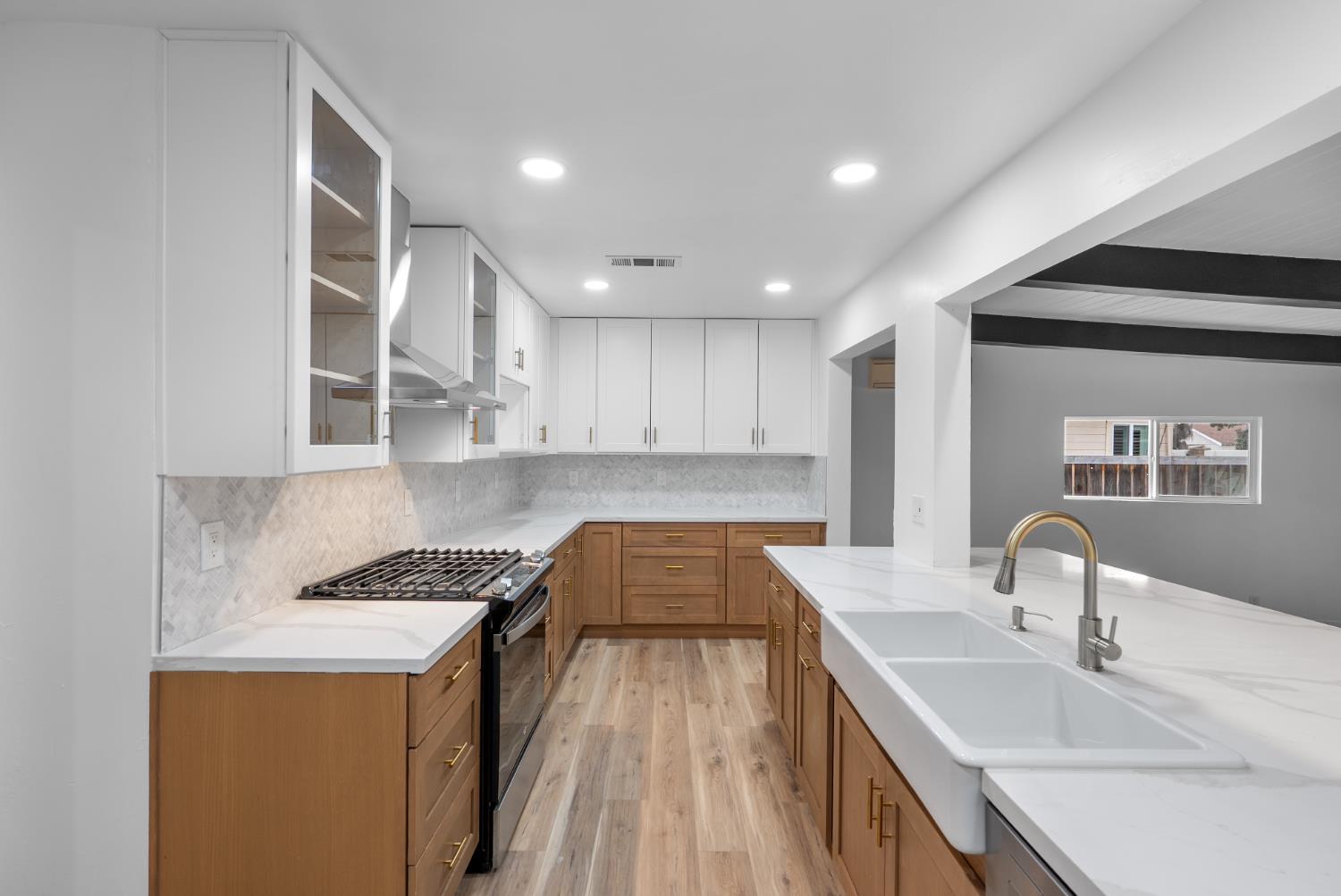 1125 Wellesley Ave, Modesto, CA 95350