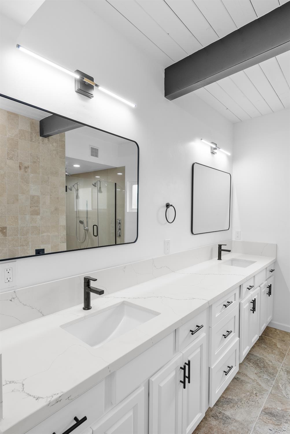 1125 Wellesley Ave, Modesto, CA 95350