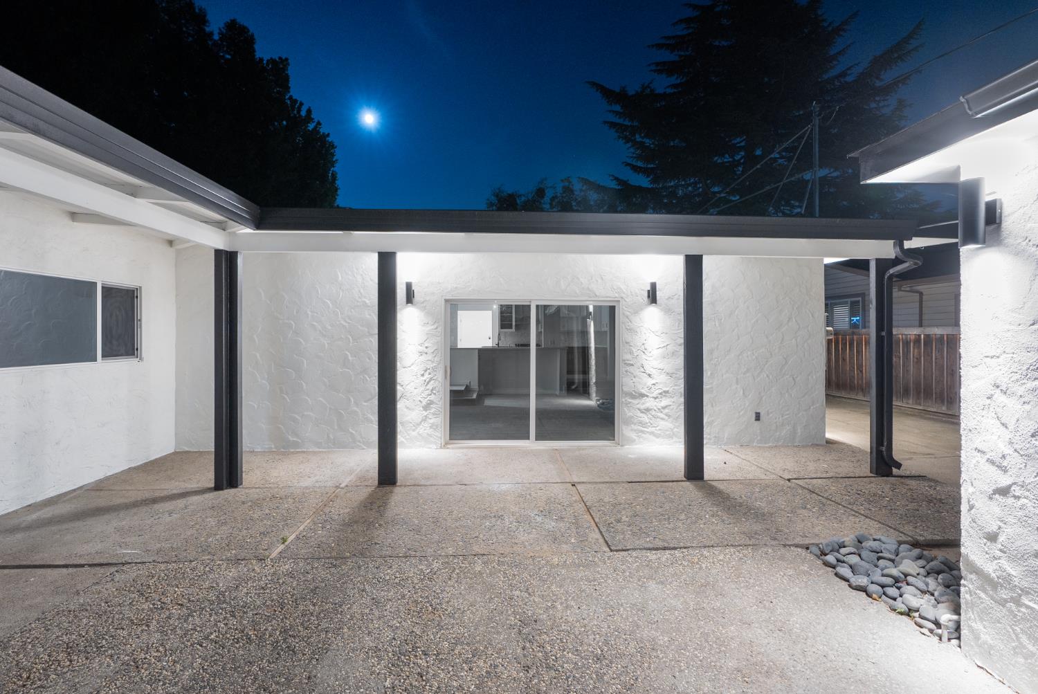 1125 Wellesley Ave, Modesto, CA 95350