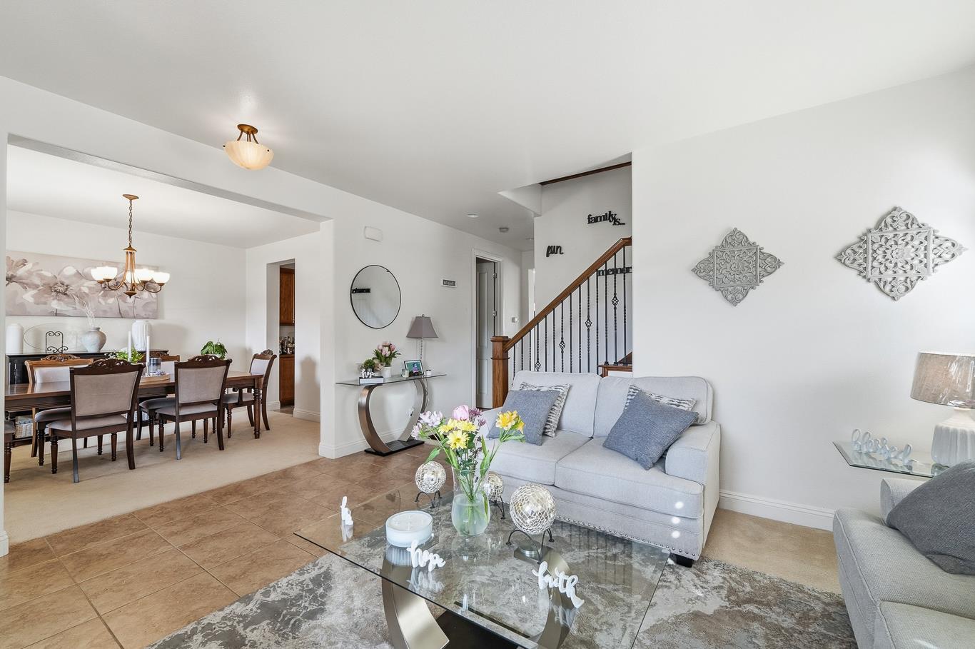 429 Red Lion Way, Newman, CA 95360