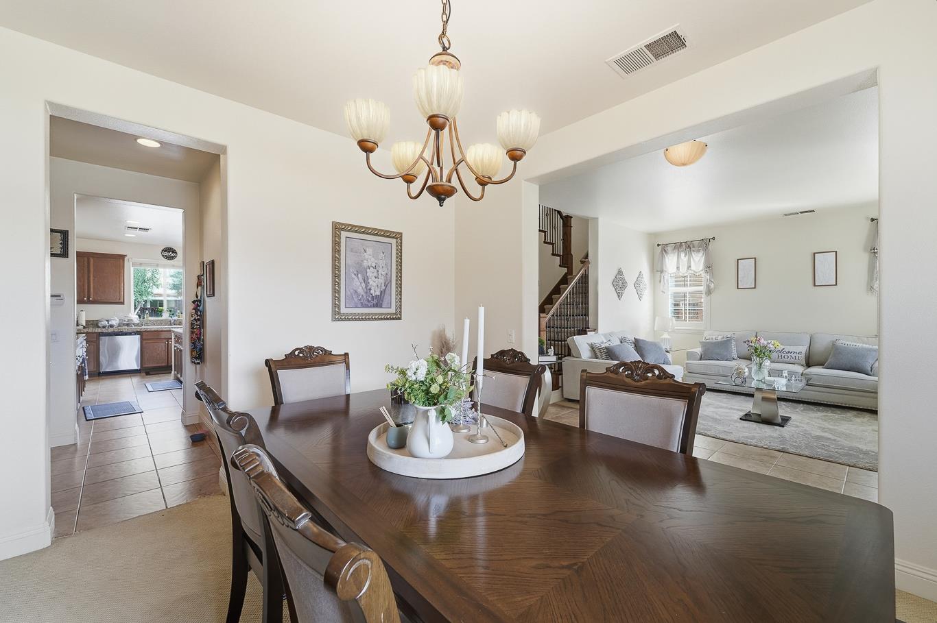 429 Red Lion Way, Newman, CA 95360