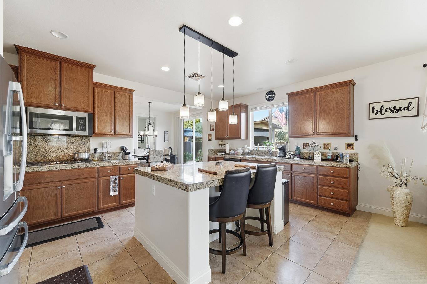 429 Red Lion Way, Newman, CA 95360