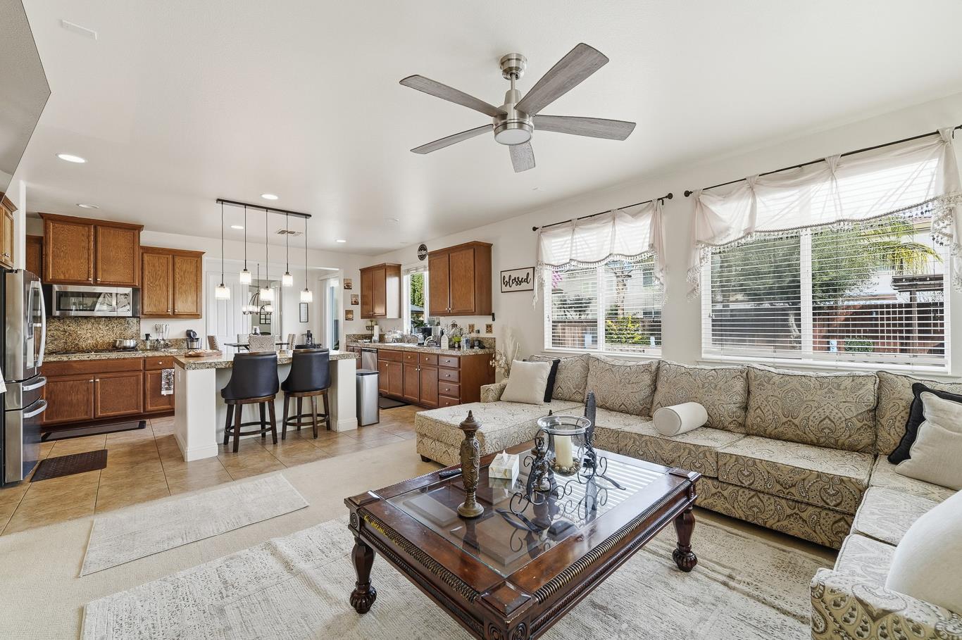 429 Red Lion Way, Newman, CA 95360