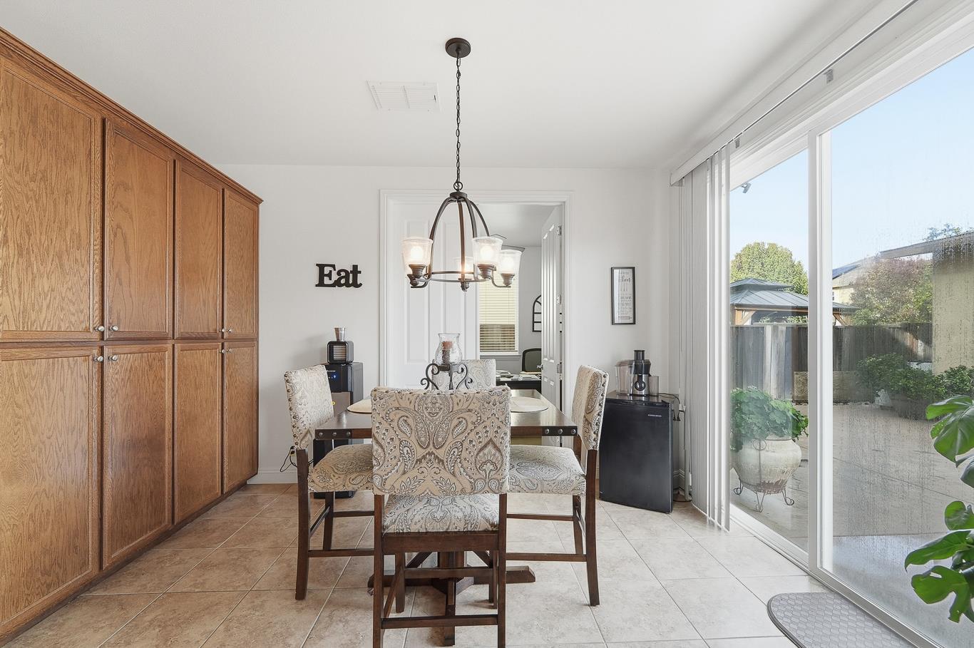 429 Red Lion Way, Newman, CA 95360