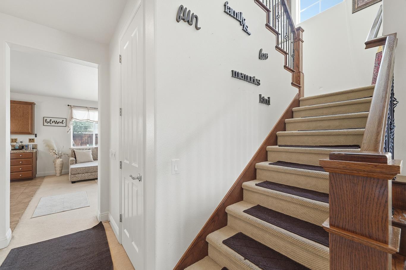 429 Red Lion Way, Newman, CA 95360