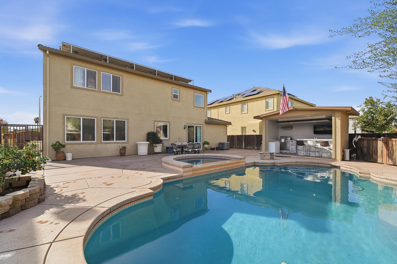 429 Red Lion Way, Newman, CA 95360