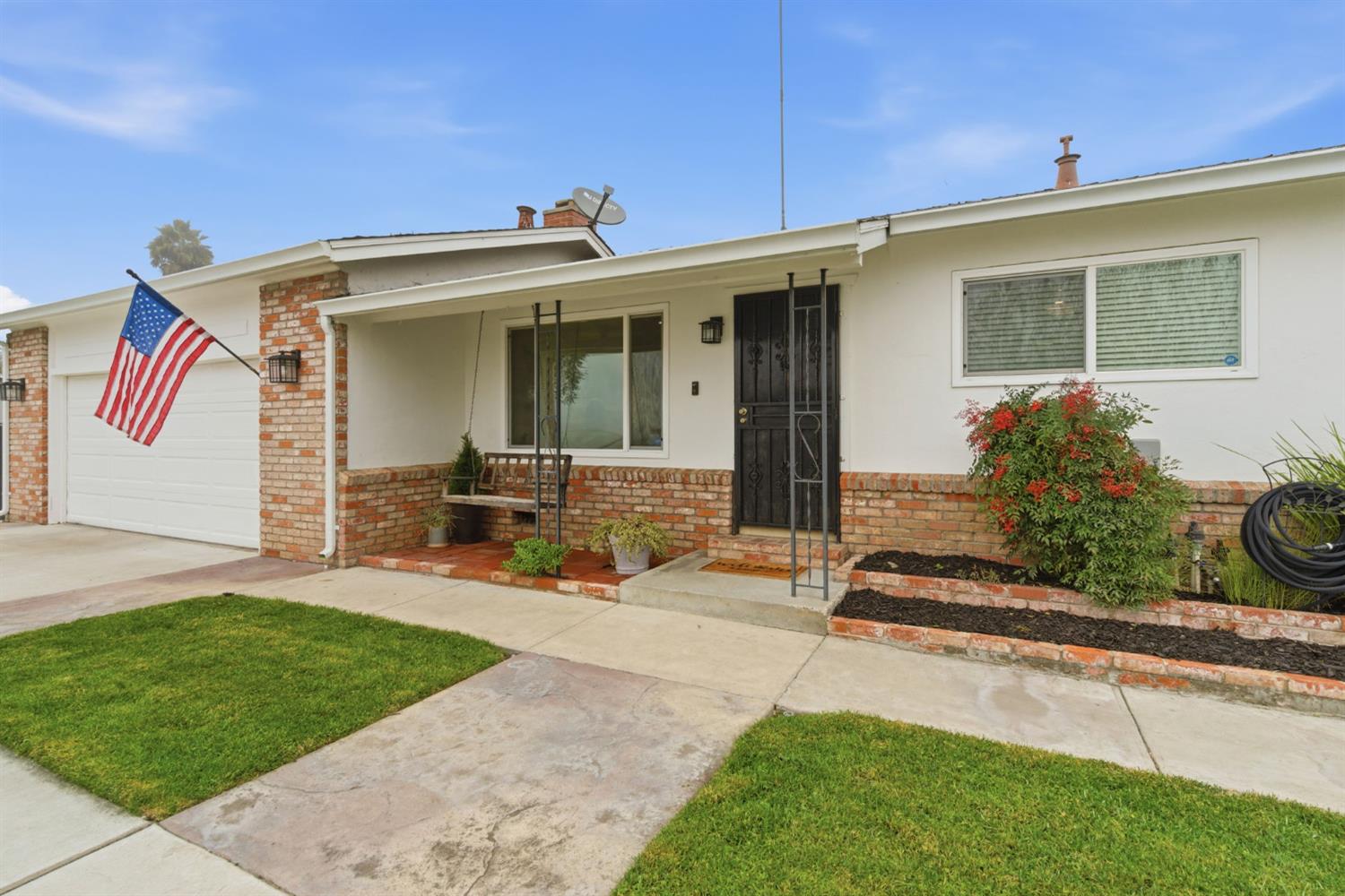 15581 French Camp Rd, Ripon, CA 95366