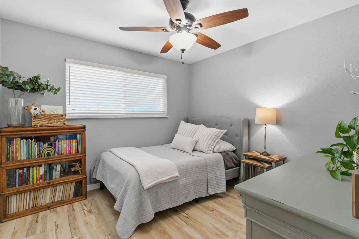 15581 French Camp Rd, Ripon, CA 95366