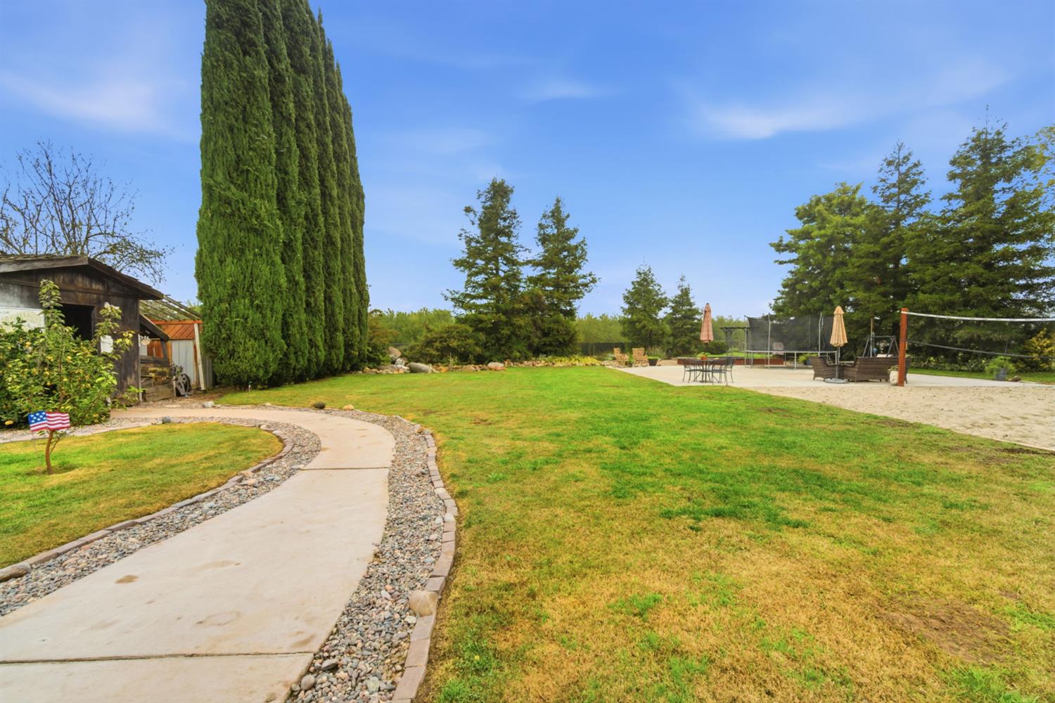 15581 French Camp Rd, Ripon, CA 95366