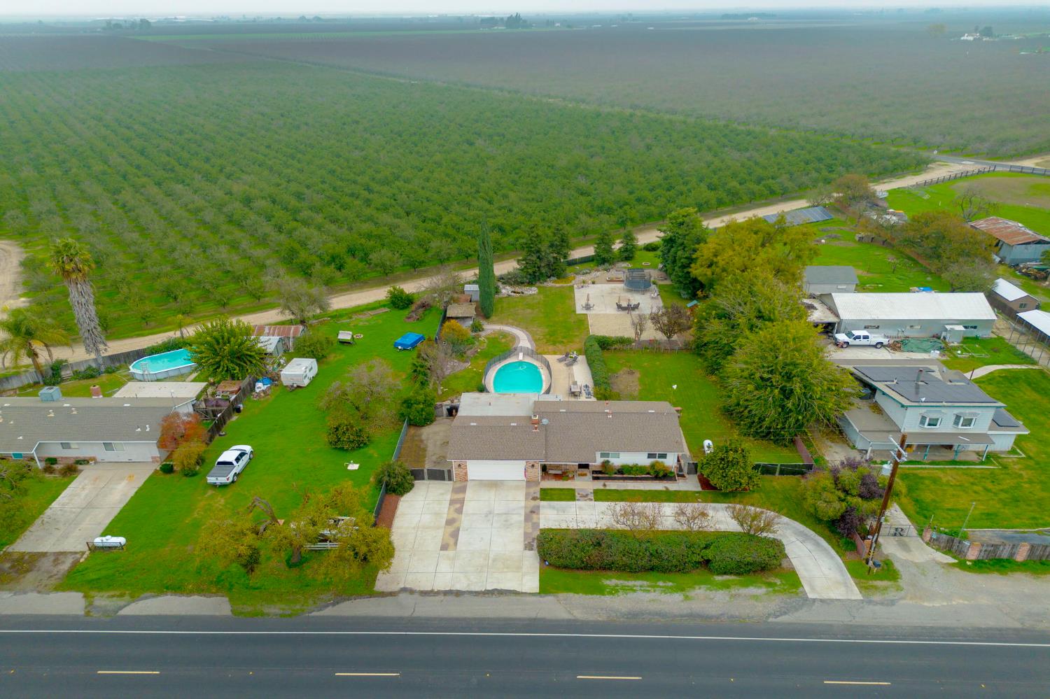 15581 French Camp Rd, Ripon, CA 95366