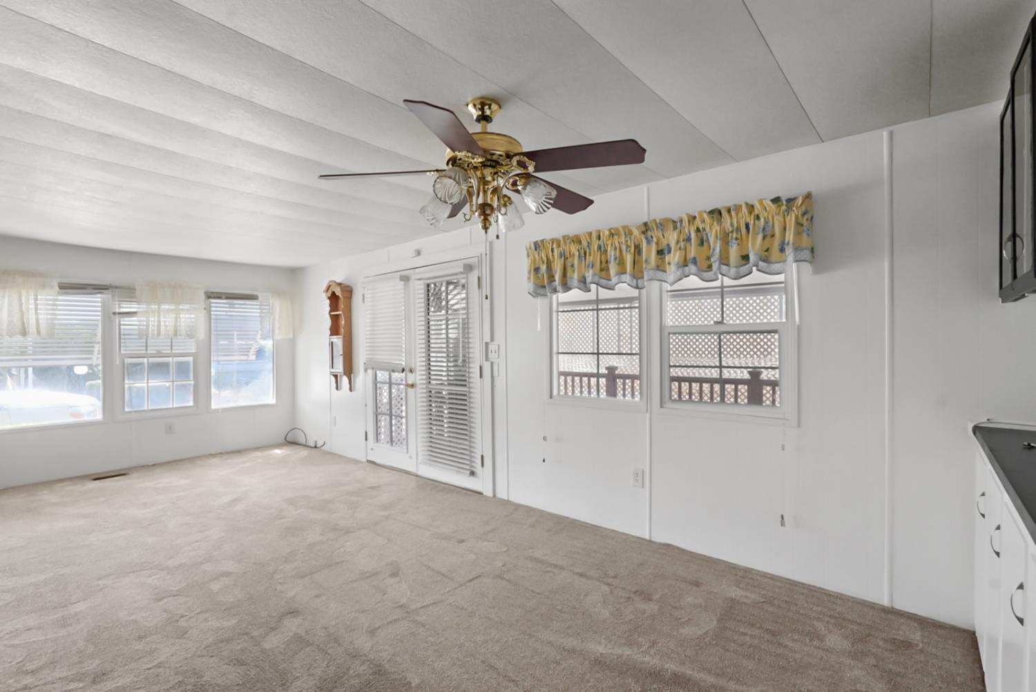 4125 Mchenry Ave #43, Modesto, CA 95356