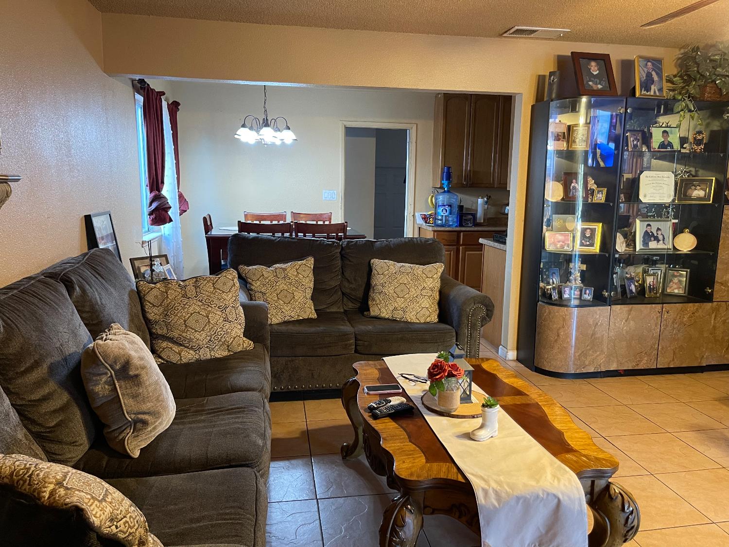 9870 Margaret Ct, Delhi, CA 95315