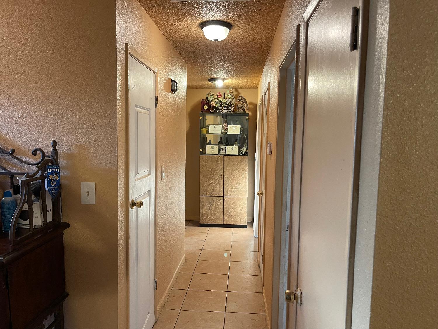 9870 Margaret Ct, Delhi, CA 95315