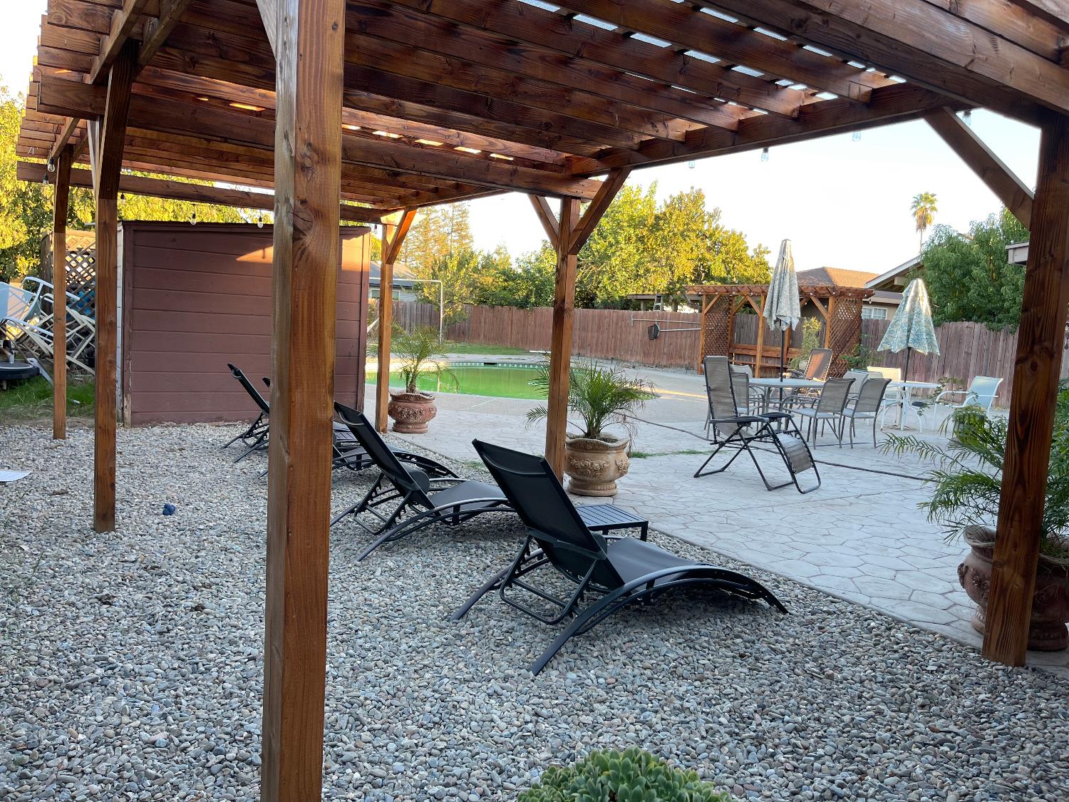 9870 Margaret Ct, Delhi, CA 95315