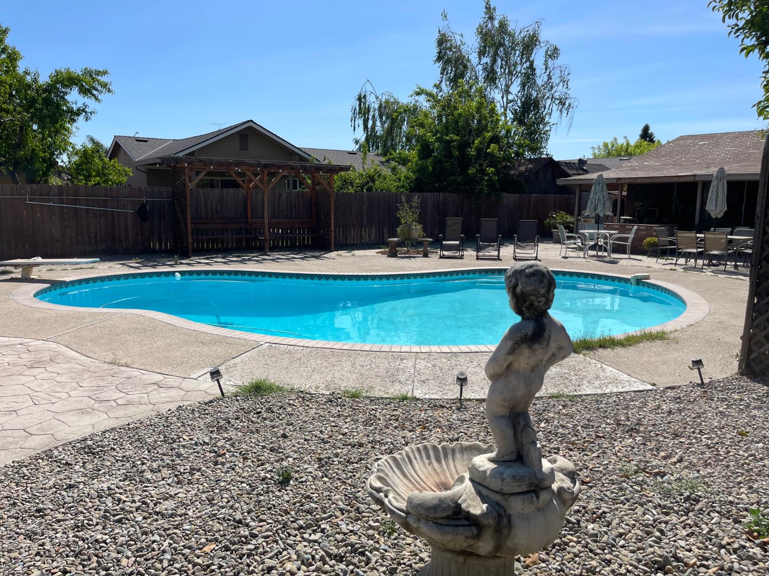 9870 Margaret Ct, Delhi, CA 95315
