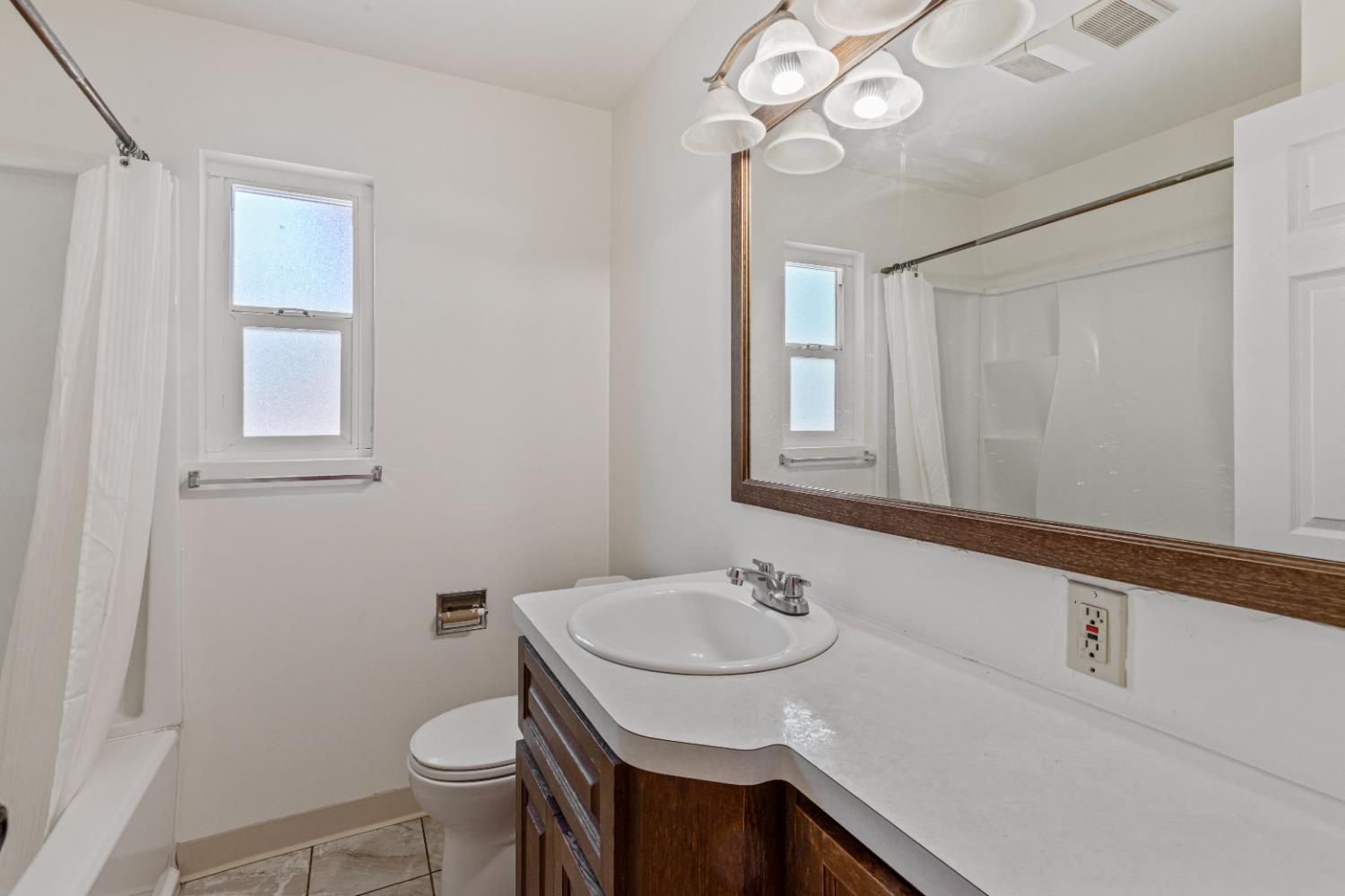 1313 Ronald Ave, Modesto, CA 95350